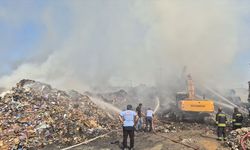 Gaziantep'te Kağıt Fabrikası Yangını Söndürüldü