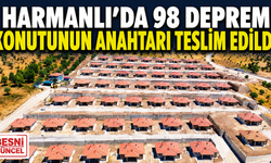 Harmanlı'da 98 Deprem Konutunun Anahtarı Teslim Edildi