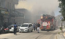 Kahta'daki yangında 3 itfaiyeci etkilendi