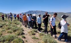 Nemrut Kalderası'nda Doğa Yürüyüşü ve Hızlı Tren