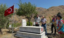 Sincik'te Şehit Bahri Ördek Kabri Başında Anıldı