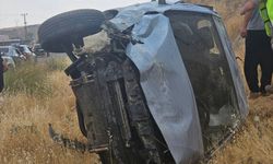 Batman'da Otomobil Devrildi: 7 Kişi Yaralı