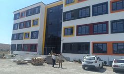 Besni’de Eğitim Yatırımları Yerinde İncelendi