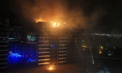 Diyarbakır'daki Plaza Yangınının İzleri Görüntülendi