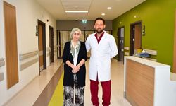 20 Kilogramlık Tümör Başarılı Ameliyatla Çıkarıldı