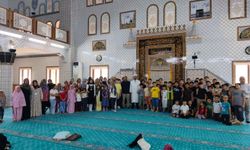 Hastane Camii'nde Kur'an Kursu öğrencilerine ödül verildi