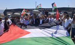 Filistin Konvoyu Irak Sınırından Geri Dönüyor