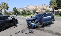 Kilis'teki Trafik Kazasında 4 Kişi Yaralandı