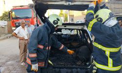 Kızıltepe'de Park Halindeki Otomobilde Alev Aldı