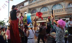 Midyat'ta 8. Uluslararası Uçan Halı Çocuk Festivali