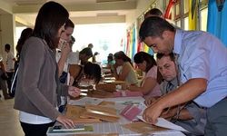 Üniversiteye Yerleşen Adaylar İçin Kayıt Heyecanı