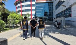 Adıyaman'da kavgayı ayırmaya çalışan kişiyi bıçaklayan şüpheli tutuklandı