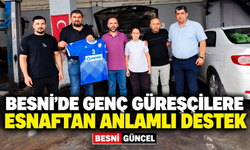 Besni’de genç güreşçilere esnaftan anlamlı destek