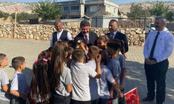 Besni’de İlk Zili Bereketli’de Kaymakam Aslan Çaldı