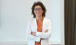 Çocuğun konuşma gelişimi bütüncül ele alınmalı