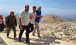 Engelliler Nemrut Dağı'na Tırmanarak Konser Dinledi