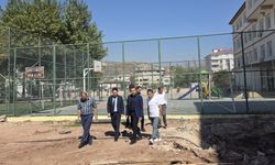 Gölbaşı Anadolu Lisesi’nde Tadilat Çalışmaları İncelendi