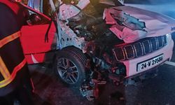 Mardin'de SUV ve Traktör Çarpıştı: Maddi Hasar Var