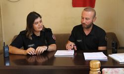 İtfaiyeci Çift Zorlu Görevlerde Birbirlerine Destek Oluyor
