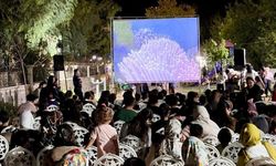 Silopi'de çocuklar için açık hava sinema etkinliği düzenlendi