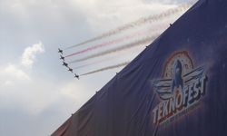 Türk Yıldızları TEKNOFEST'te Şanlıurfa'da Uçtu