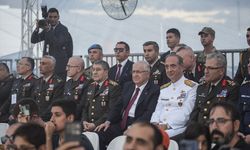 Bakan Güler TEKNOFEST'te TSK Gösterilerini İzledi