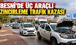 Besni’de Üç Araçlı Zincirleme Trafik Kazası