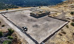 Blaundos'ta Tapınağı Çevreleyen Duvar Bulundu