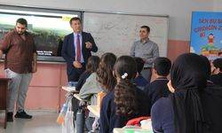 Cizre Milli Eğitim Müdürü Öğrencilerle Görüştü