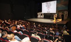 Diyarbakır Tiyatro Festivali 'Nalınlar' İle Başladı