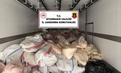 Çınar'da 8 Ton Menşei Belirsiz Hayvansal Yağ Ele Geçirildi