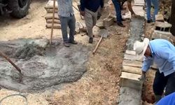 Gaziantep'te Mezarlık Bakımı İmece Usulüyle Yapıldı