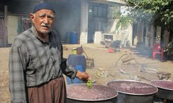 İslahiye'de Hasat Sonrası Üzüm Pekmezi Yapımı Başladı
