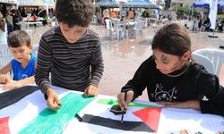 Kilis'te Filistinli çocuklar için resim çizildi