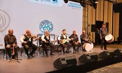 Şanlıurfa'da Müzik Toplantısında Aşıklar Sahne Aldı