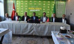 Şırnak'ta HÜDA PAR İl Başkanı Nasuh Sevinik, gazetecilerle bir araya geldi