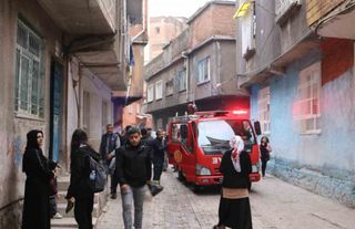 Diyarbakır’da çöken binada kimsenin olmadığı belirlendi