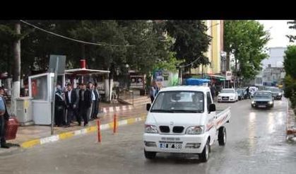 Besni'de Dolu ve Yağmur Yağışı Hayatı Olumsuz Etkiledi