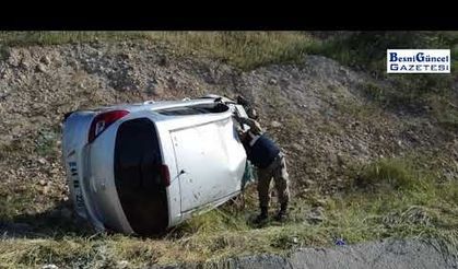 Besni'de Lastiği Patlayan Otomobil Takla Attı: 5 Yaralı