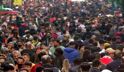 Yurt dışından Türkiye'ye 494 bin 52 kişi göç etti