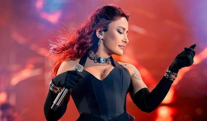 AK Parti'den Melek Mosso konserine tepki