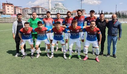 Kahta 02 Spor, Gölbaşı'nı 4-1 mağlup ederek BAL'da kaldı