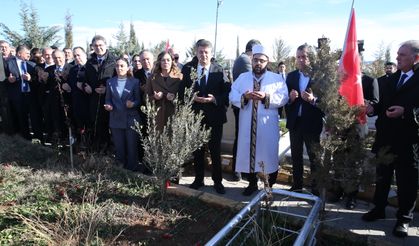 Özgür Özel, CHP'nin Deprem Bölgesine Hizmetlerini Açıkladı