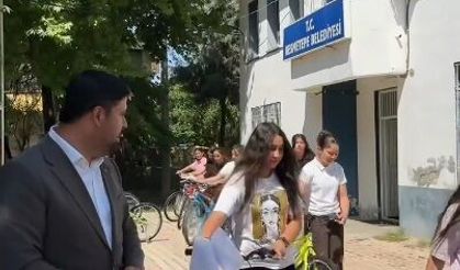 Kesmetepe'de Başarı Bisikletle Ödüllendirildi - VİDEOLU HABER