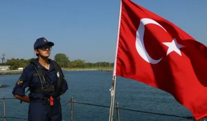 İlk kadın astsubay adayları “Mavi Vatan” için zorlu eğitimlerden geçiyor