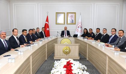 Adıyaman’da sahipsiz hayvanların yaşam koşulları masaya yatırıldı