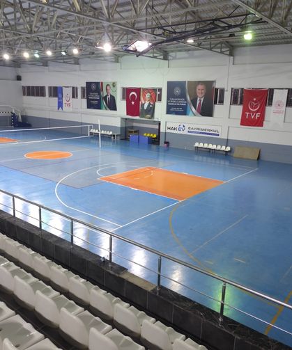 Besni Spor Salonu Zemin ve Duvar Koruma İşi İhaleye Çıktı