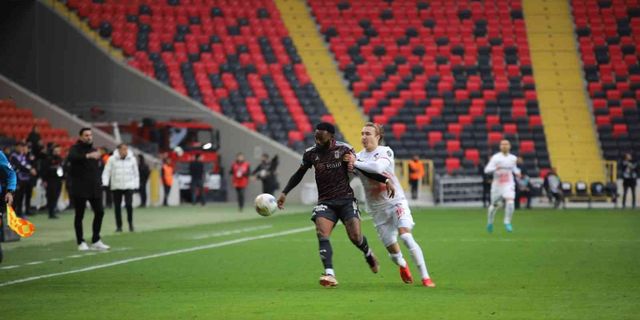 Spor Toto Süper Lig: Gaziantep FK: 0 - Beşiktaş: 0 (Maç devam ediyor)