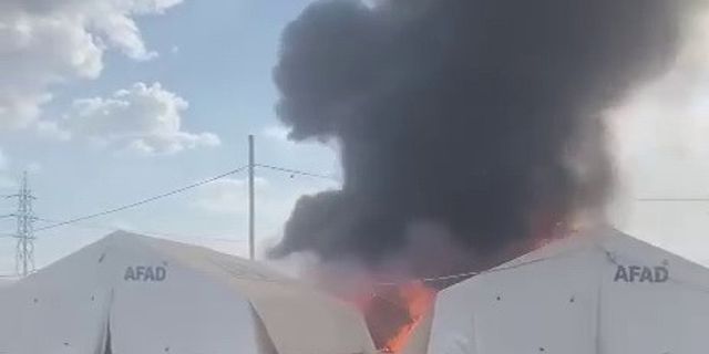 Çadır kentte korkutan yangın