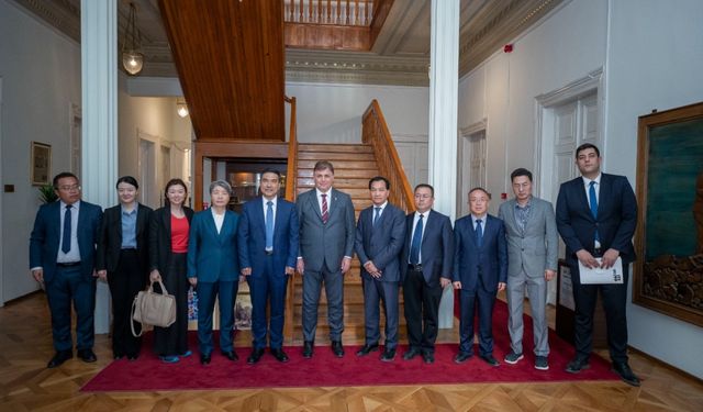 Başkan Tugay Çin’in Gansu Eyaleti heyetini ağırladı